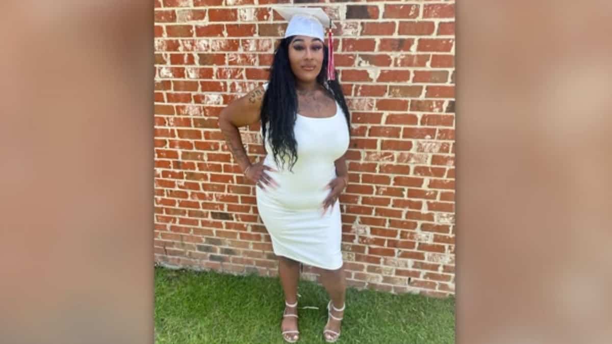 The judge has ordered to ban transgenders from wearing clothes until graduation The judge has ordered to ban transgenders from wearing clothes until graduation