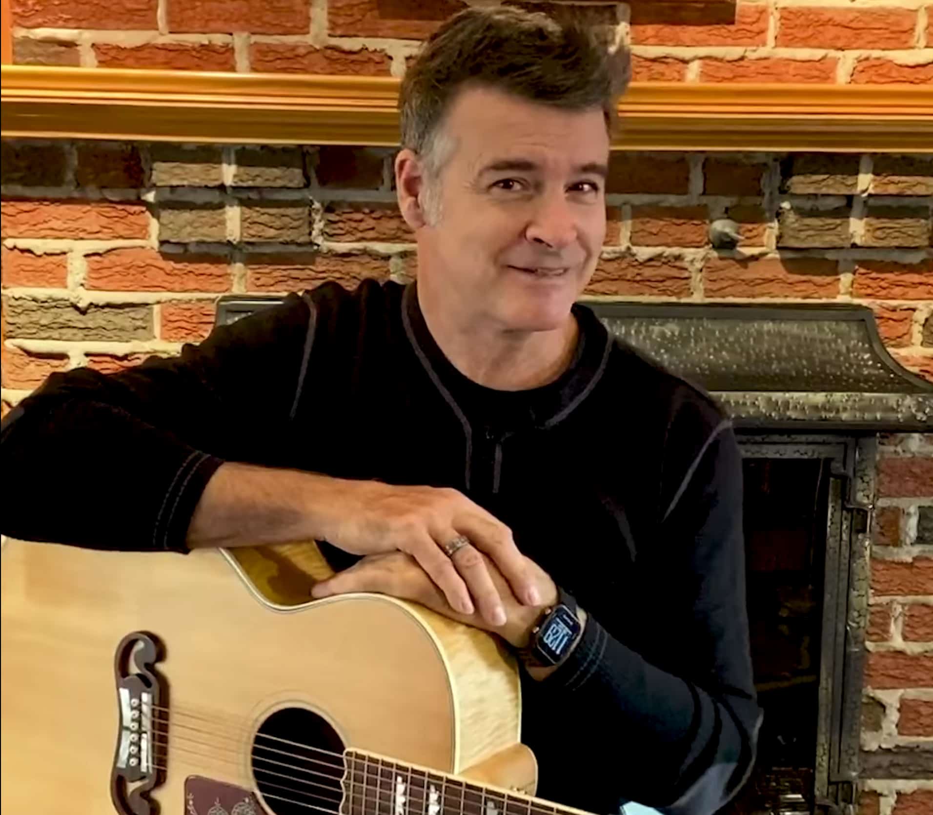 Roch Voisine dévoile une toute nouvelle chanson de Noël | 7 Jours