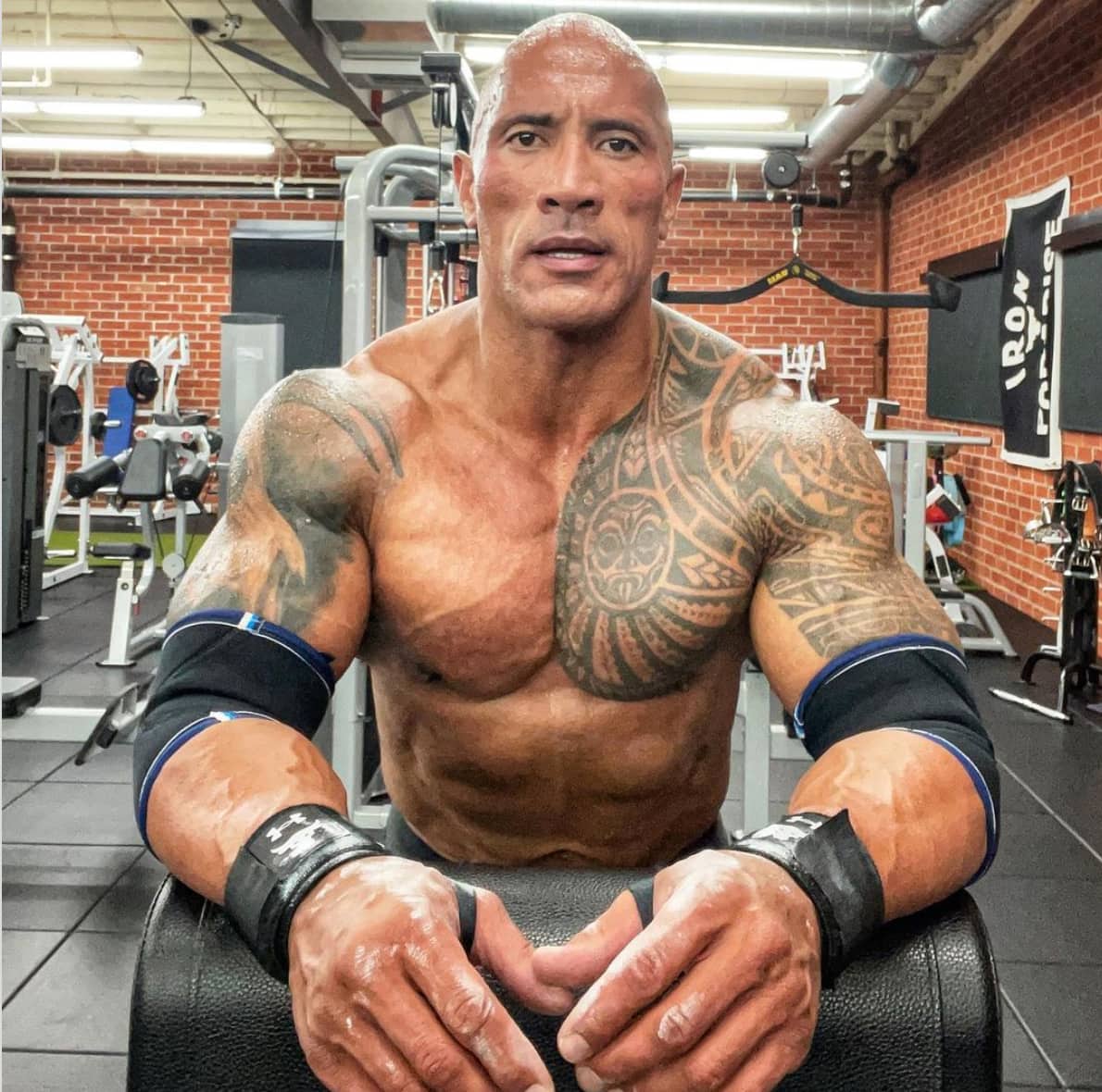 Dwayne Johnson veut être le prochain James Bond