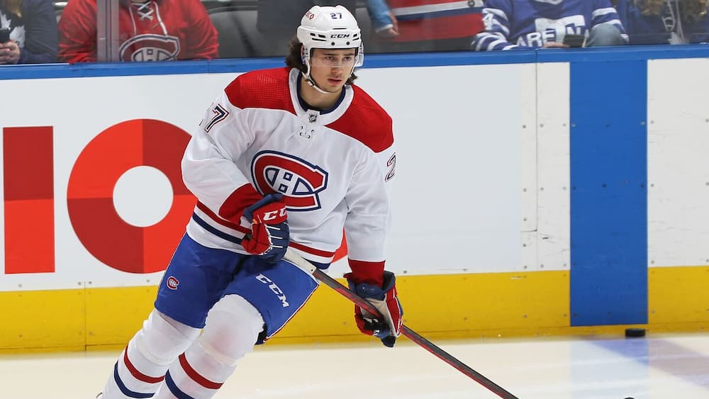 Alexander Romanov assure son avenir chez les Islanders