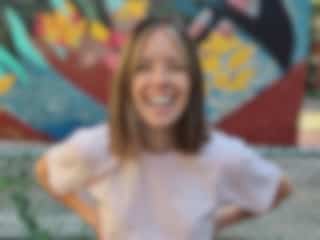 Sabrina est ravissante avec sa nouvelle tête