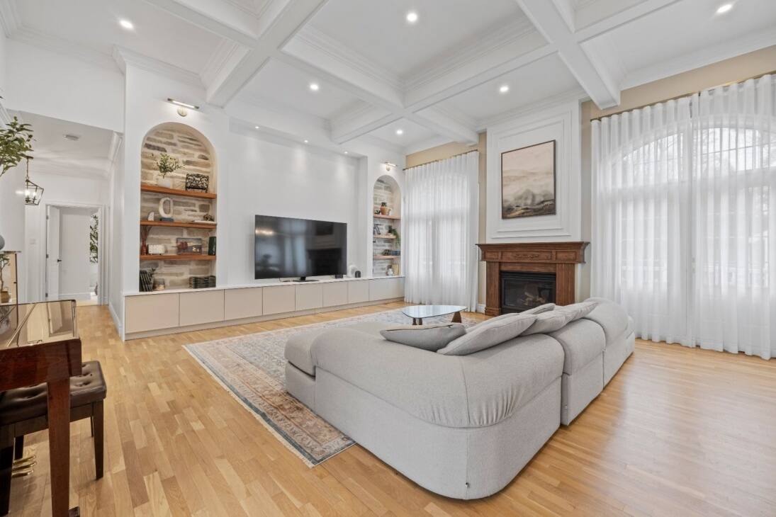 Cette influenceuse vend sa maison de rêve 