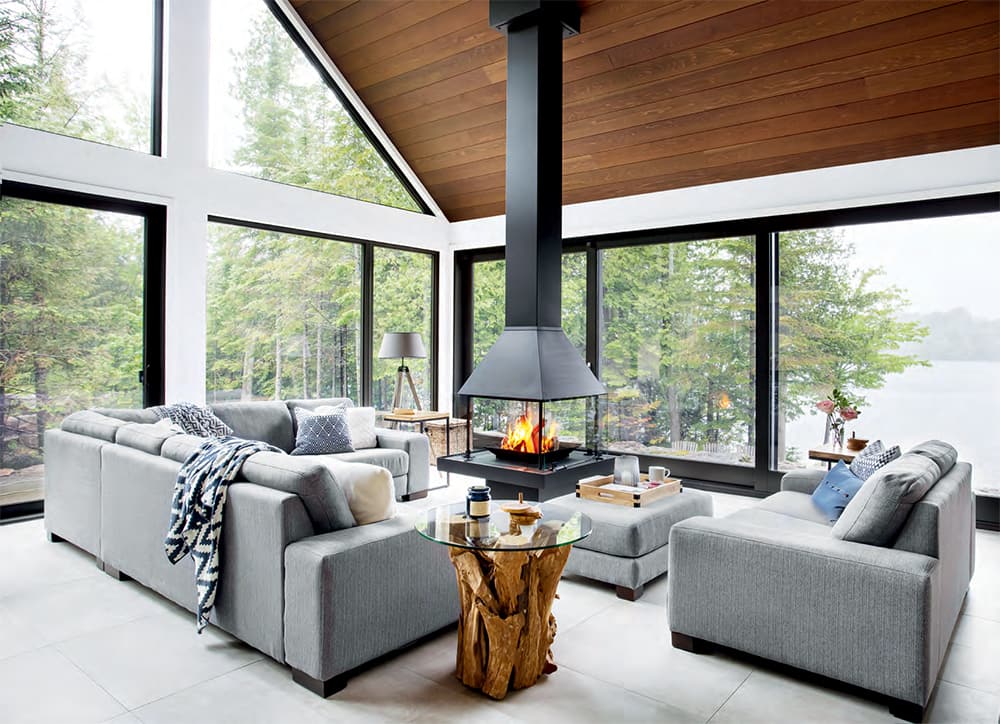 Un magnifique chalet vitré dans les Laurentides