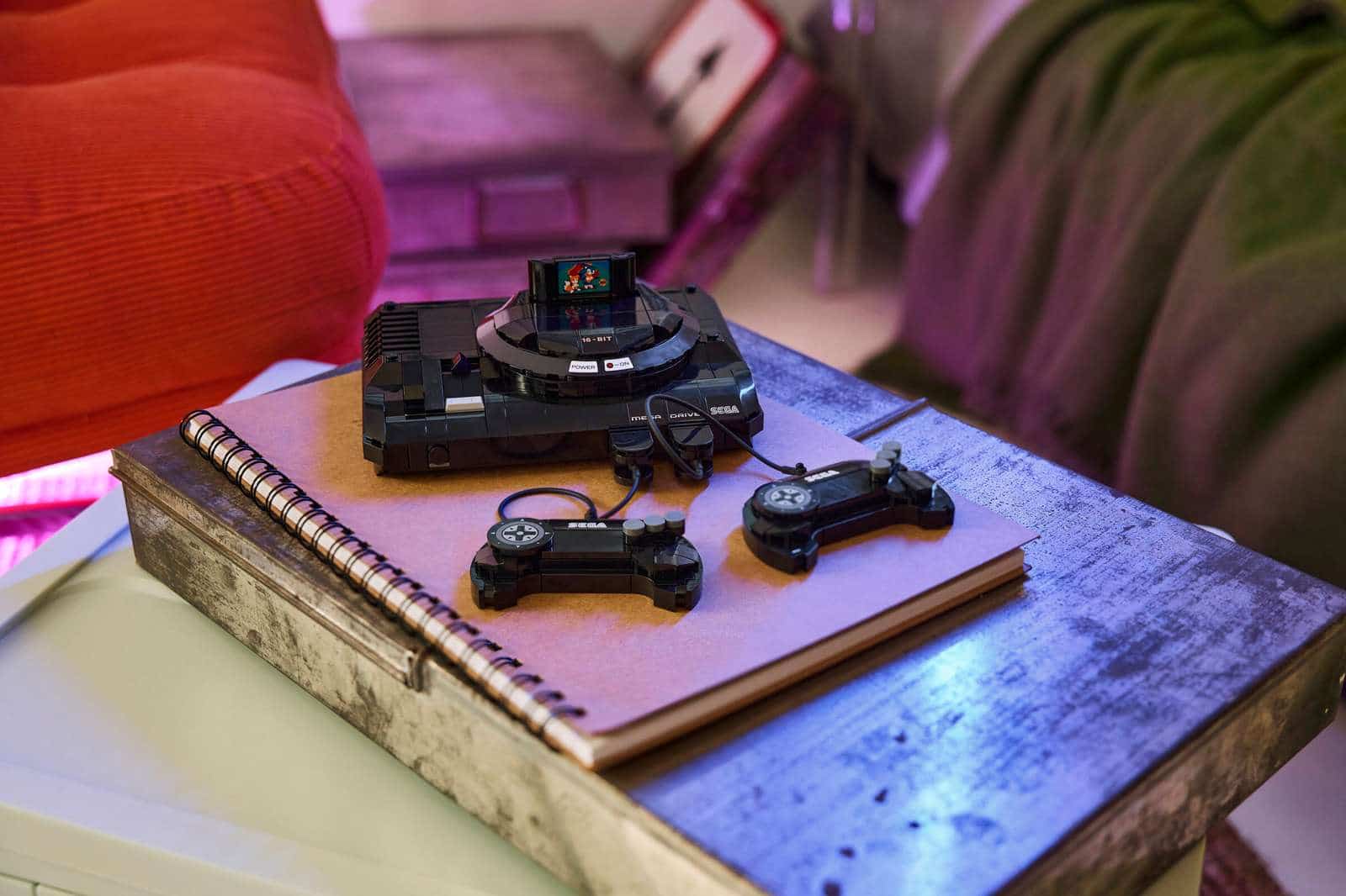 Image principale de l'article Un ensemble LEGO de la console SEGA Genesis