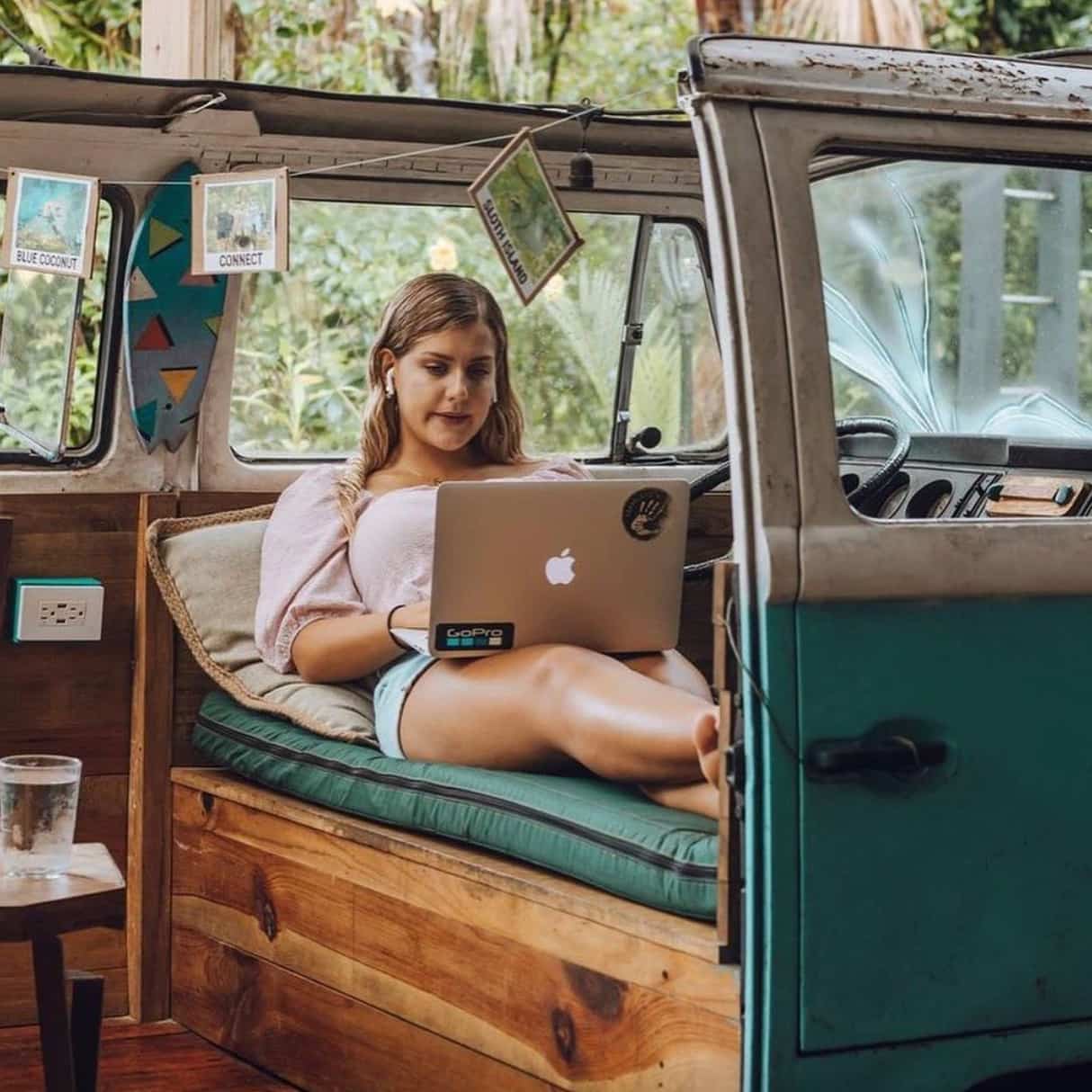 Des auberges jeunesse pour les nomades numériques