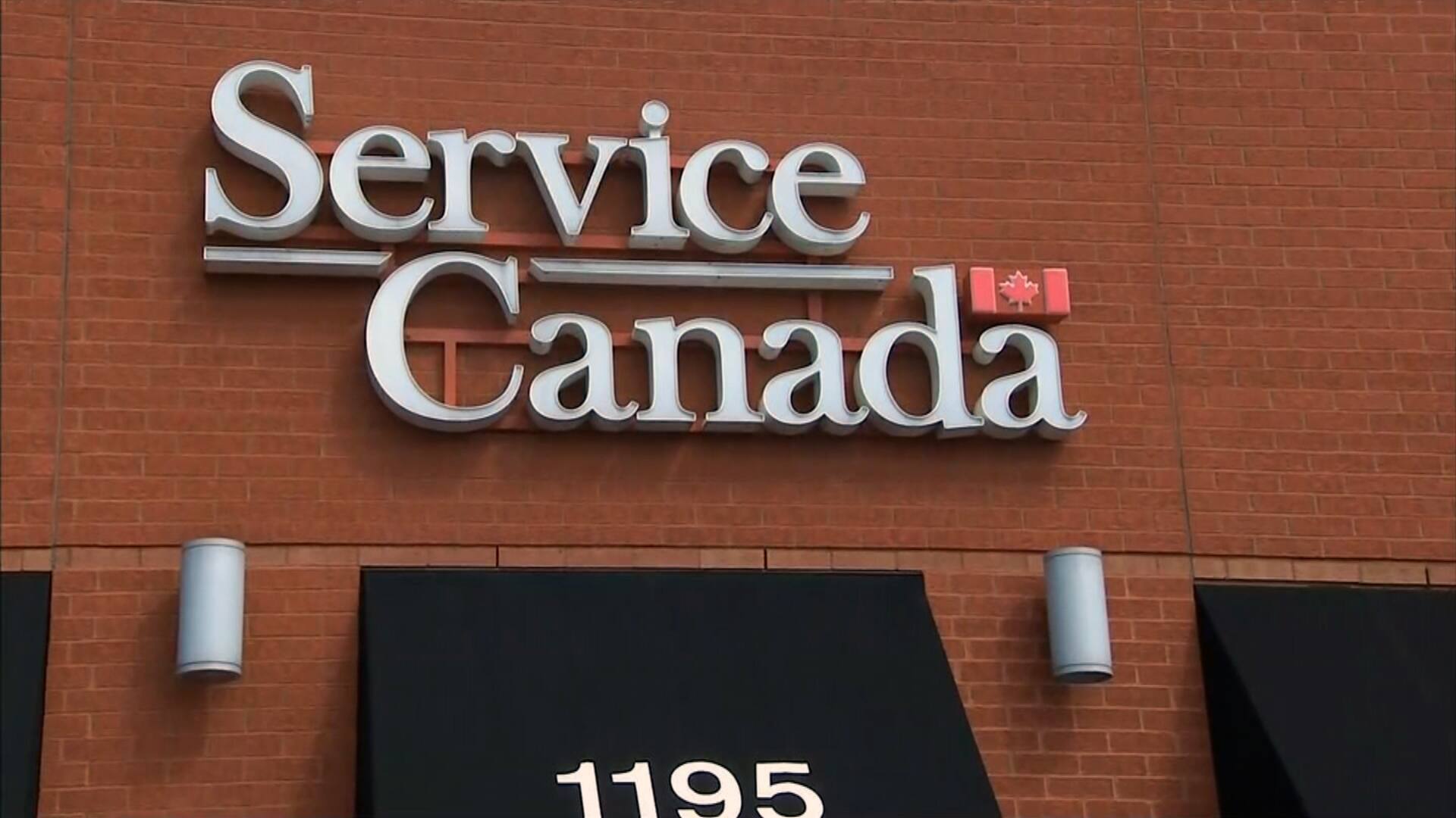 Longs d&eacute;lais &agrave; l&rsquo;assurance-emploi: &laquo;c&rsquo;est du jamais vu &agrave; ce point-l&agrave;&raquo;