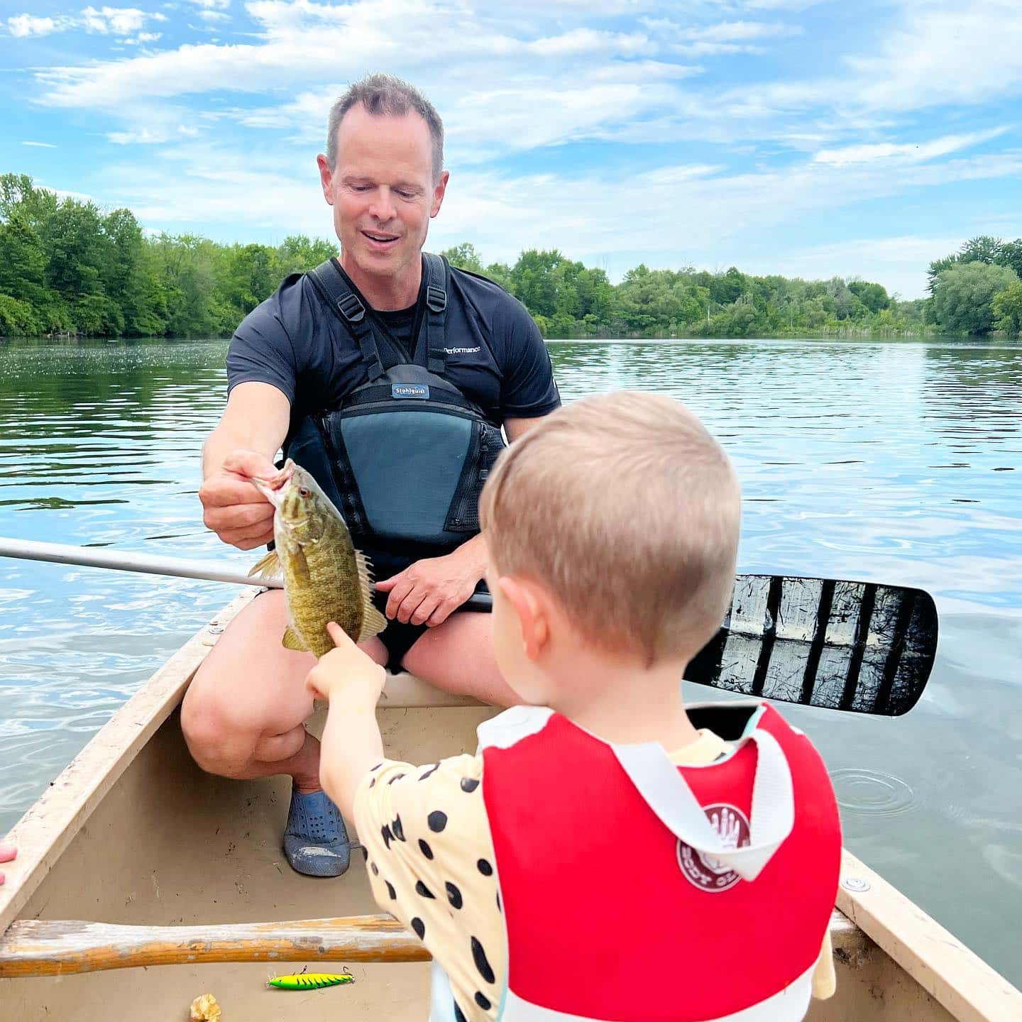 Il nous présente son fils pour la première fois