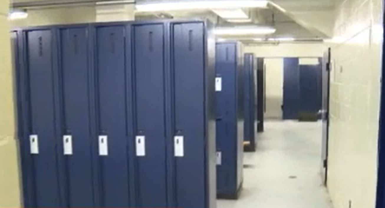 Vestiaires universels : des situations malaisantes d&eacute;nonc&eacute;es &agrave; Shawinigan