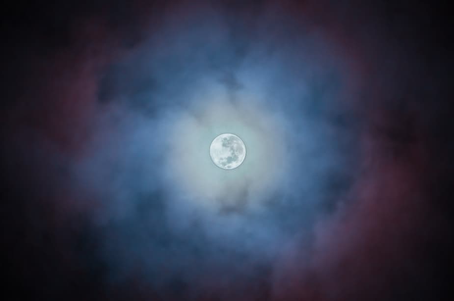 Image principale de l'article La pleine lune bleue de l’Halloween sera «creepy»