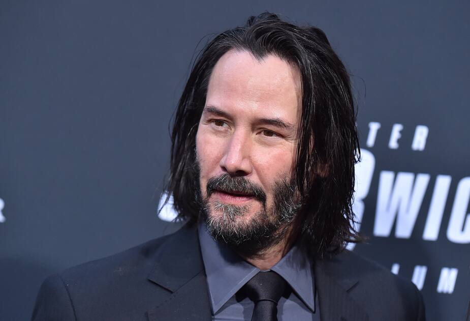 Image principale de l'article Keanu Reeves s'est affiché avec son amoureuse
