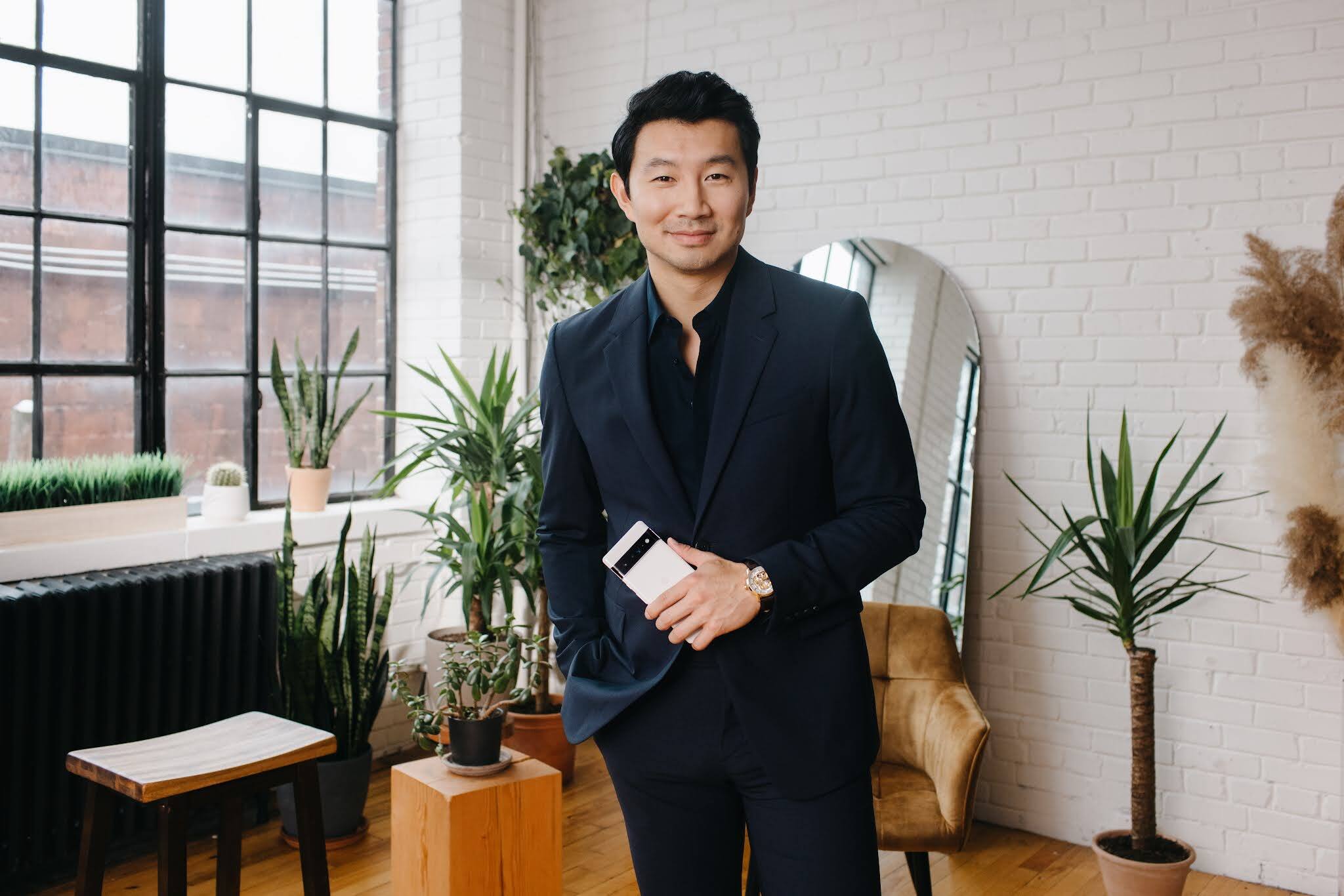 J&rsquo;ai jas&eacute; avec Simu Liu de Shang-Chi de Pok&eacute;mon GO, Star Wars et du Pixel 6 de Google