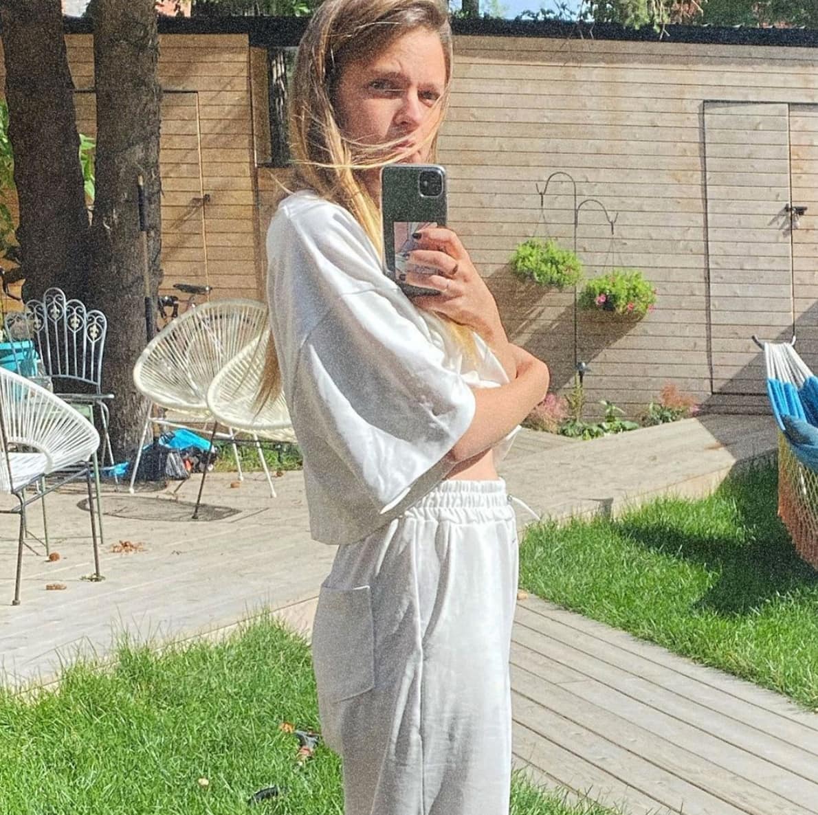 Sarah-Jeanne Labrosse change de tête