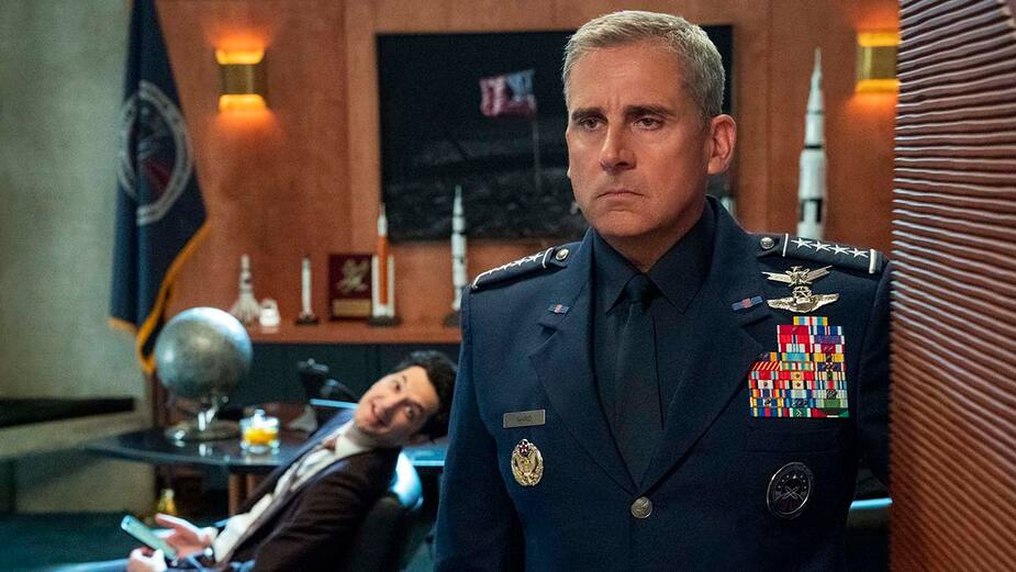 Malgré les critiques tièdes, Space Force reviendra sur Netflix pour une deuxième saison