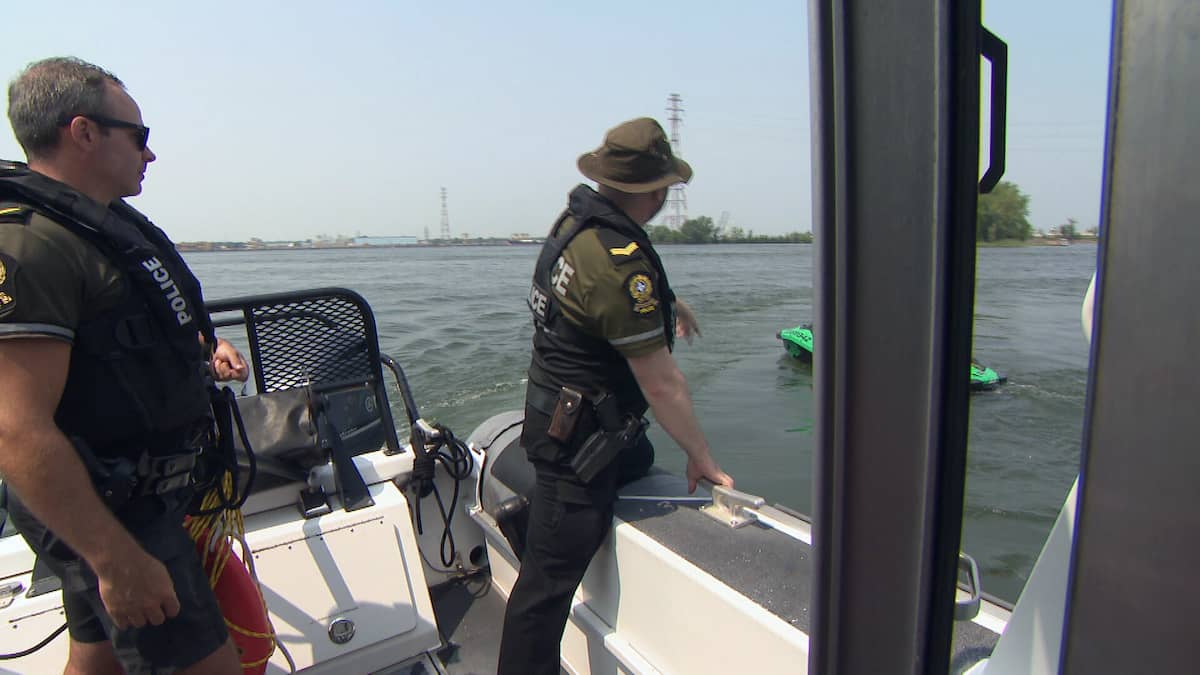 EN IMAGES | Patrouille nautique: comportements téméraires et manquements à la sécurité captés par notre caméra