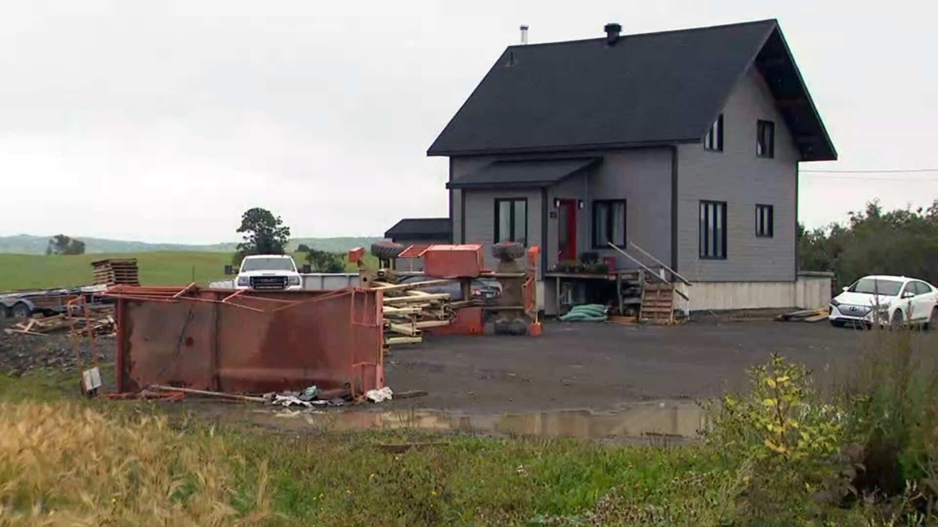 D&eacute;c&egrave;s de quatre personnes &agrave; Saint-L&eacute;andre: la nacelle &eacute;tait mont&eacute;e trop haut sans stabilisateurs, selon le coroner
