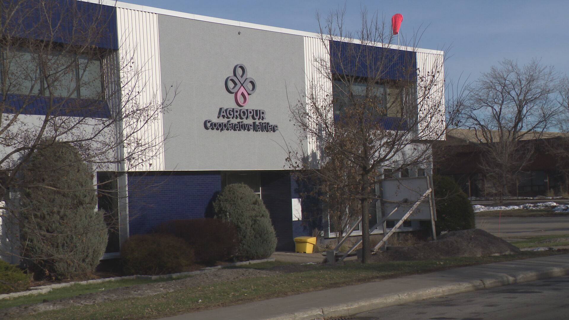 Grève chez Agropur: une entente est conclue; un retour progressif au ...