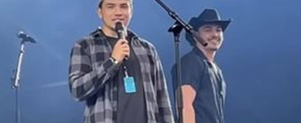 À VOIR: Xhekaj et Suzuki enflamment la foule au festival LASSO