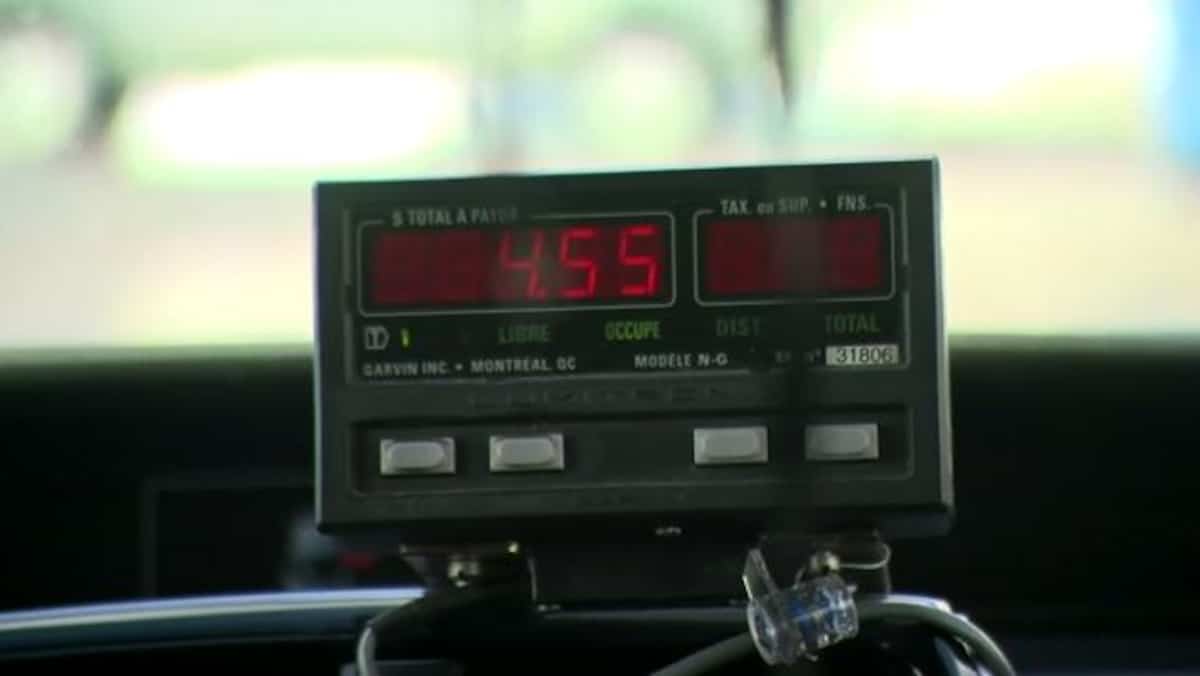 Prix record de l'essence: les temps sont difficiles pour l'industrie du taxi