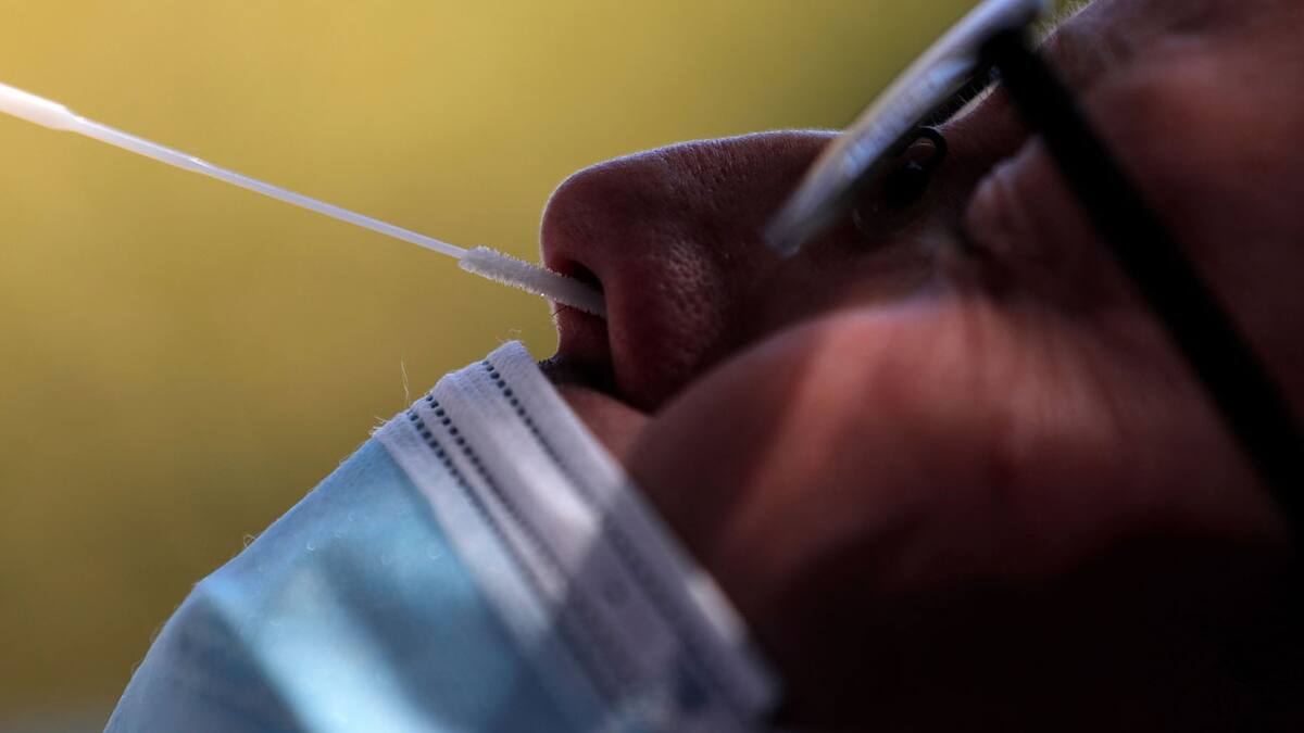 Duclos fait miroiter des changements aux mesures frontalières la semaine prochaine