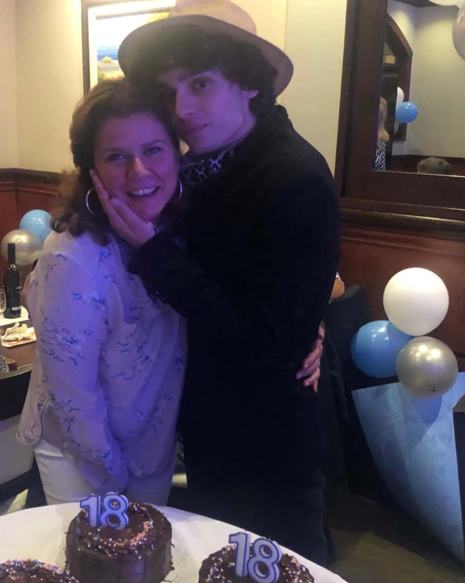 Elle partage une prestation de son fils, Thomas