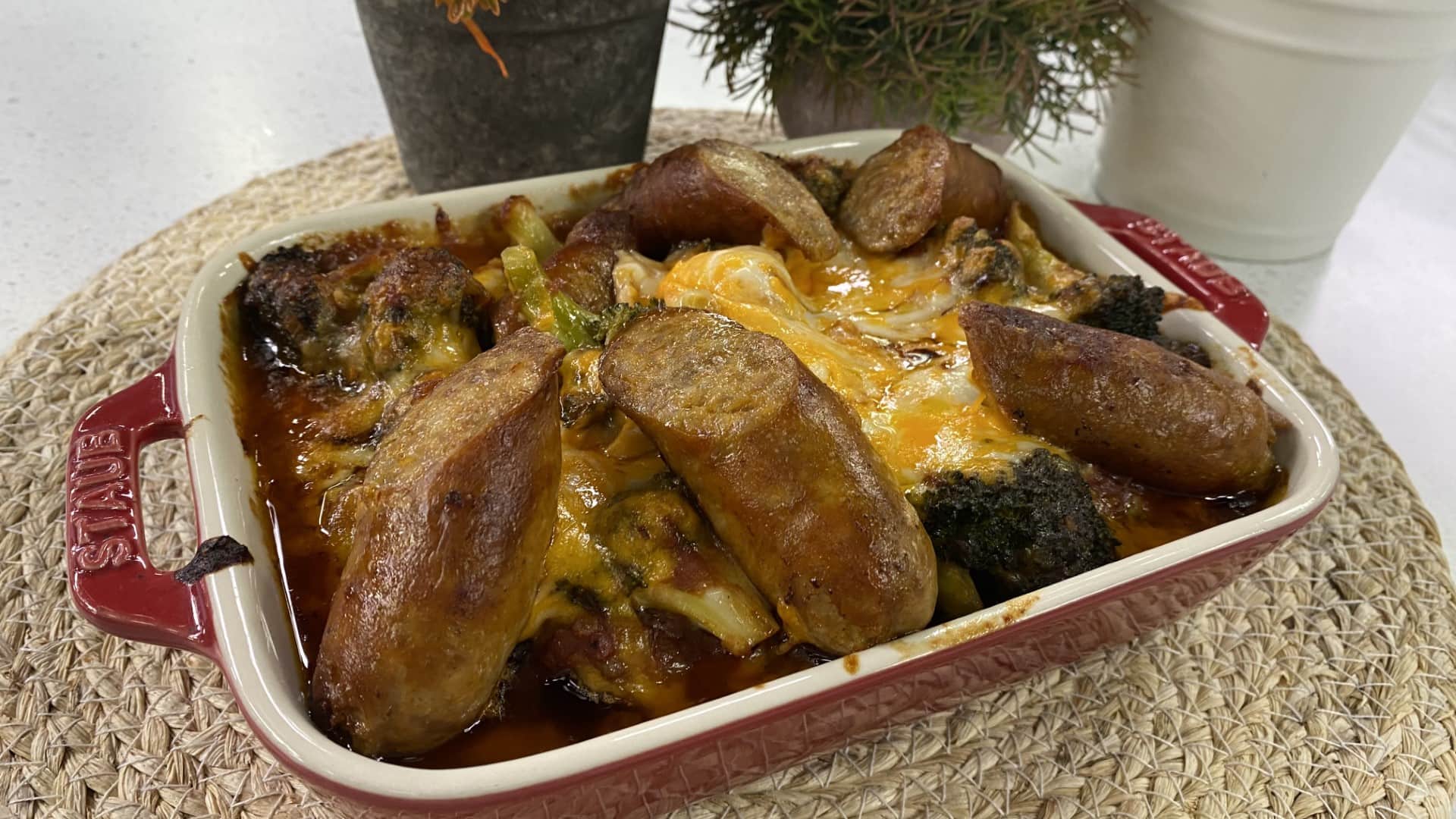 Cassolette de saucisse et brocoli gourmand