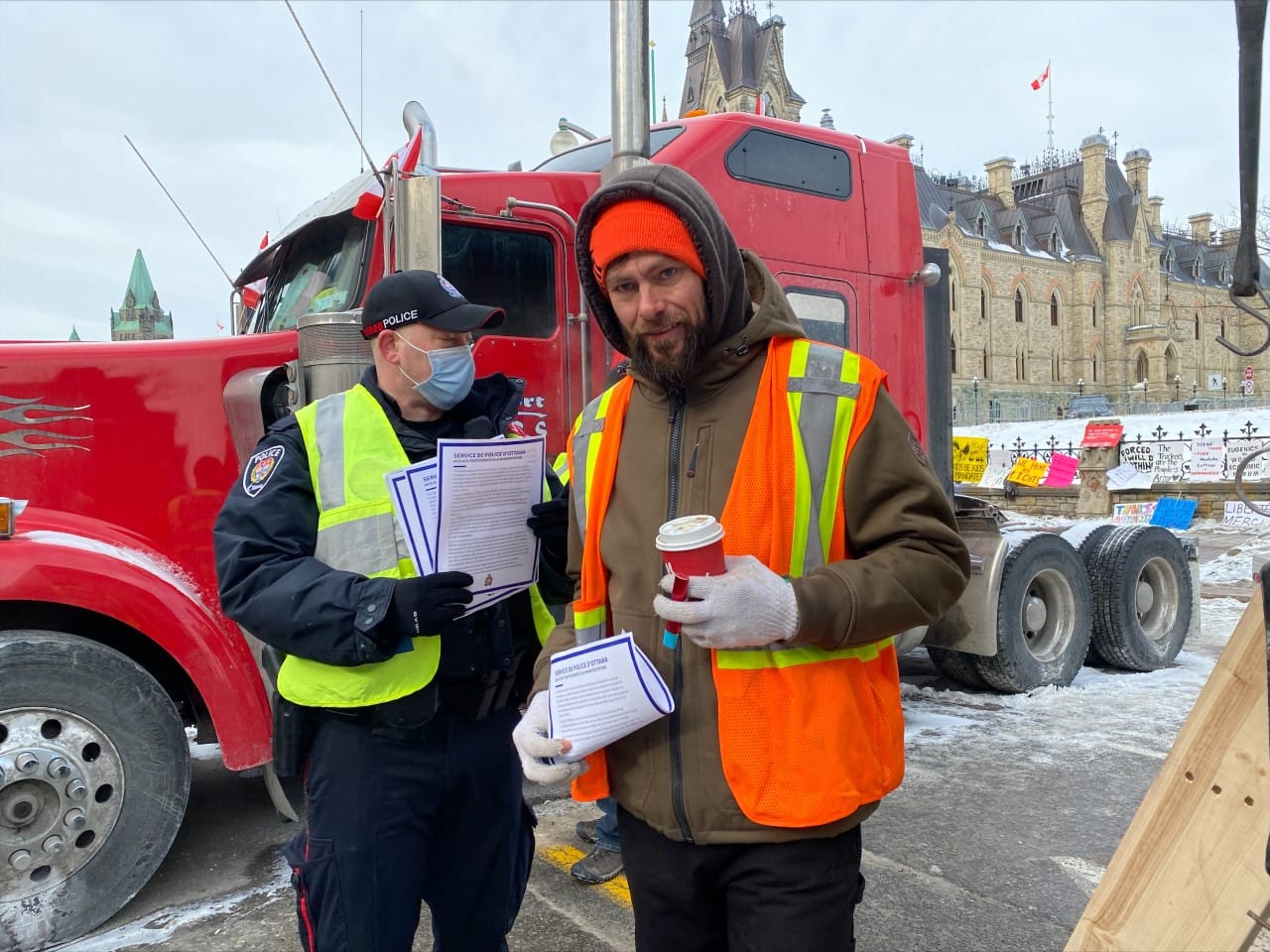 &laquo;Vous devez quitter le secteur maintenant&raquo;
