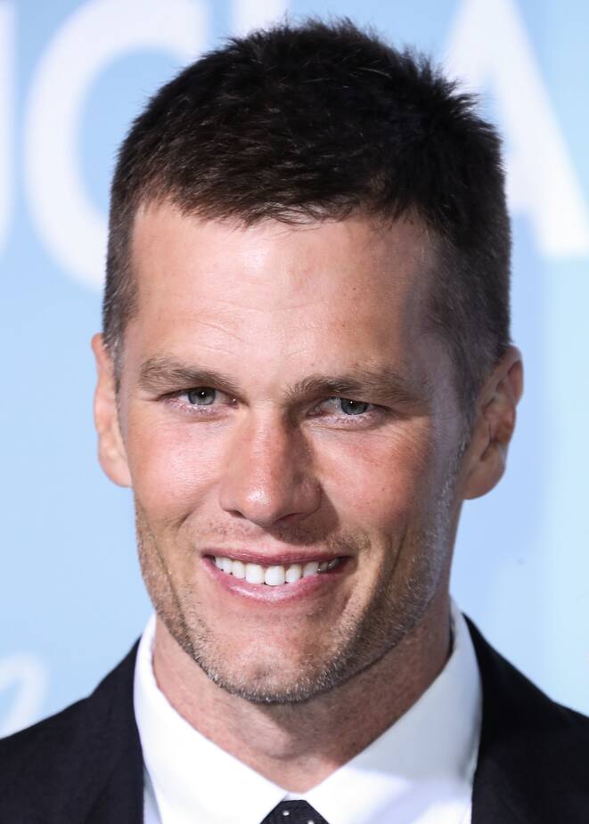 Image principale de l'article Brady s'installe dans un incroyable manoir!