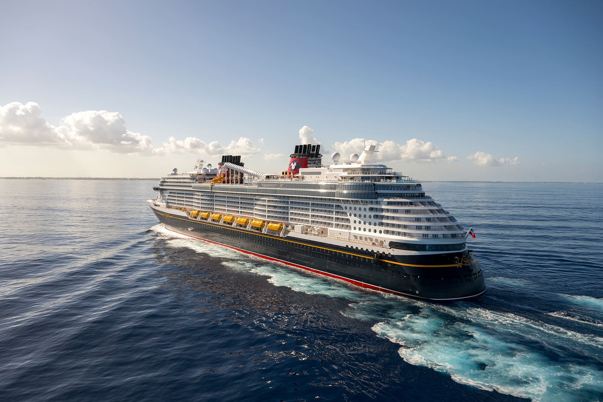 Croisi&egrave;re Disney: 10 choses surprenantes &agrave; faire sur le nouveau bateau &laquo;Treasure&raquo;