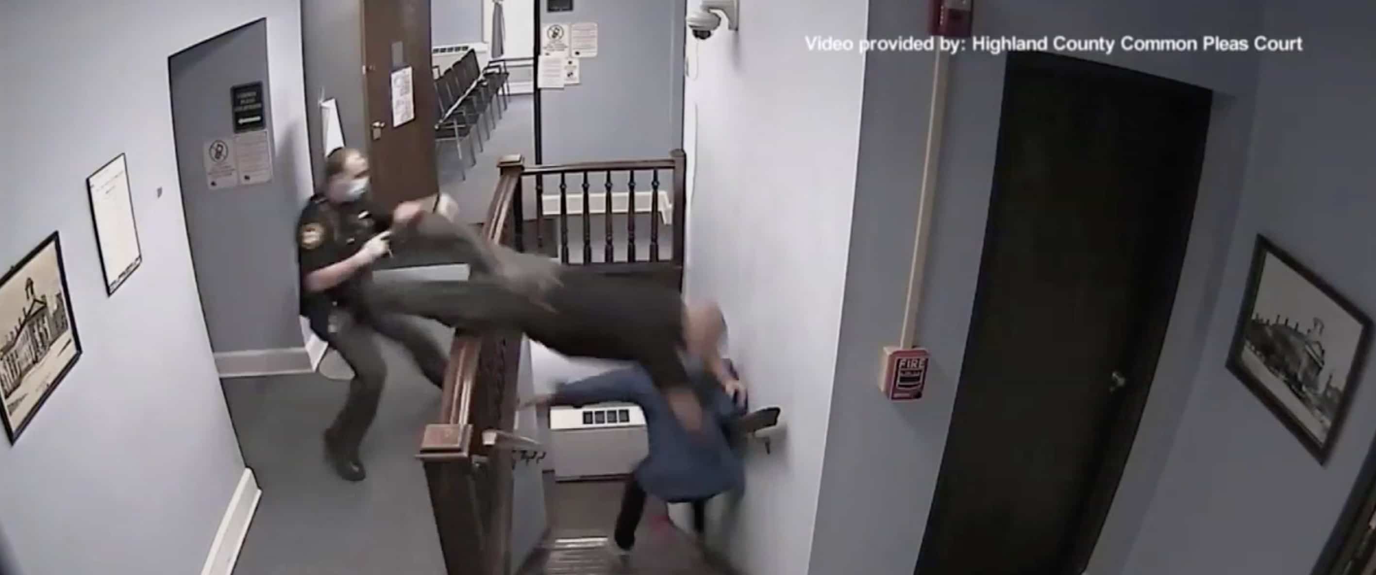 Un suspect s’échappe de son procès en courant 