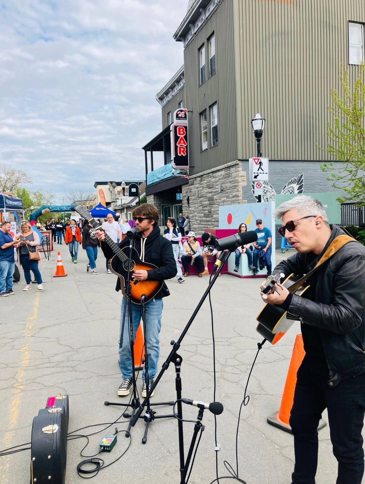 S&eacute;bastien Diaz r&eacute;alise un &laquo;road movie rock&raquo; documentaire avec Vincent Valli&egrave;res sur les routes du Qu&eacute;bec