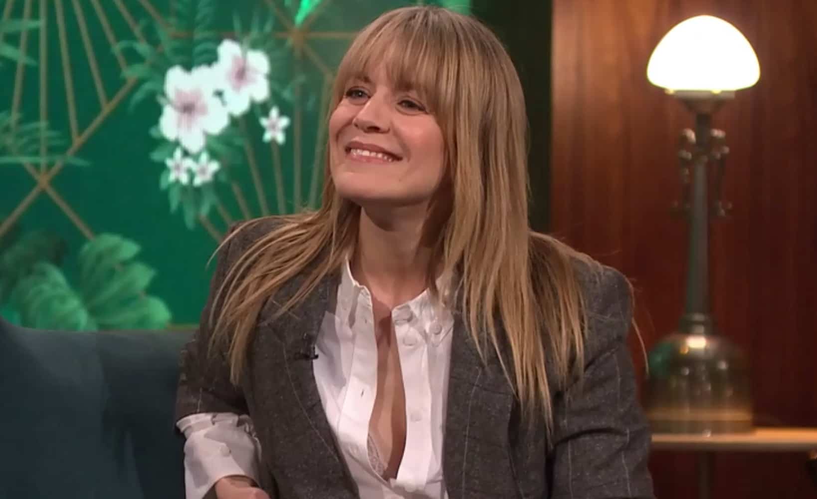 Véronic DiCaire est bénévole dans une épicerie