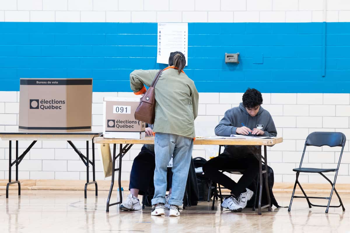 Deux Dominique Dumas dans une circonscription : des partis utilisent un clone pour déstabiliser le vote