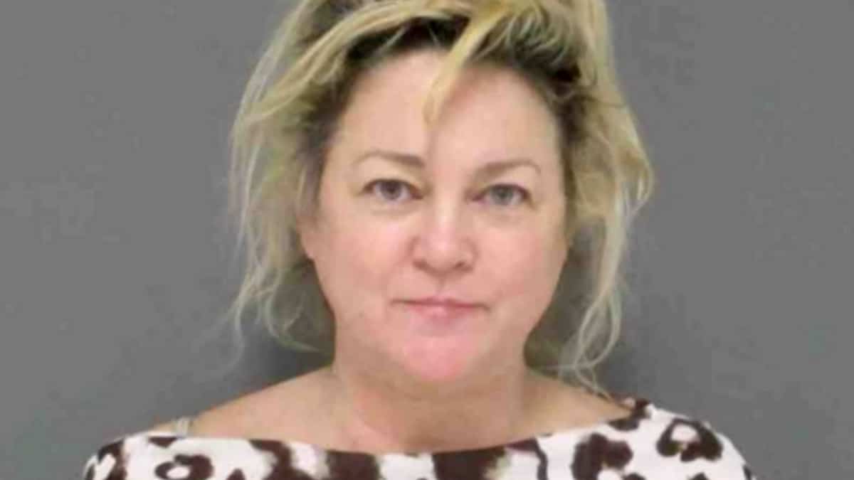 Une femme tente d’acheter le bébé d’une cliente dans un Walmart