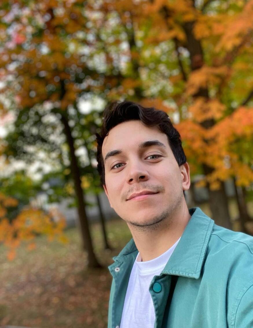 Il célèbre le premier anniversaire de son fils