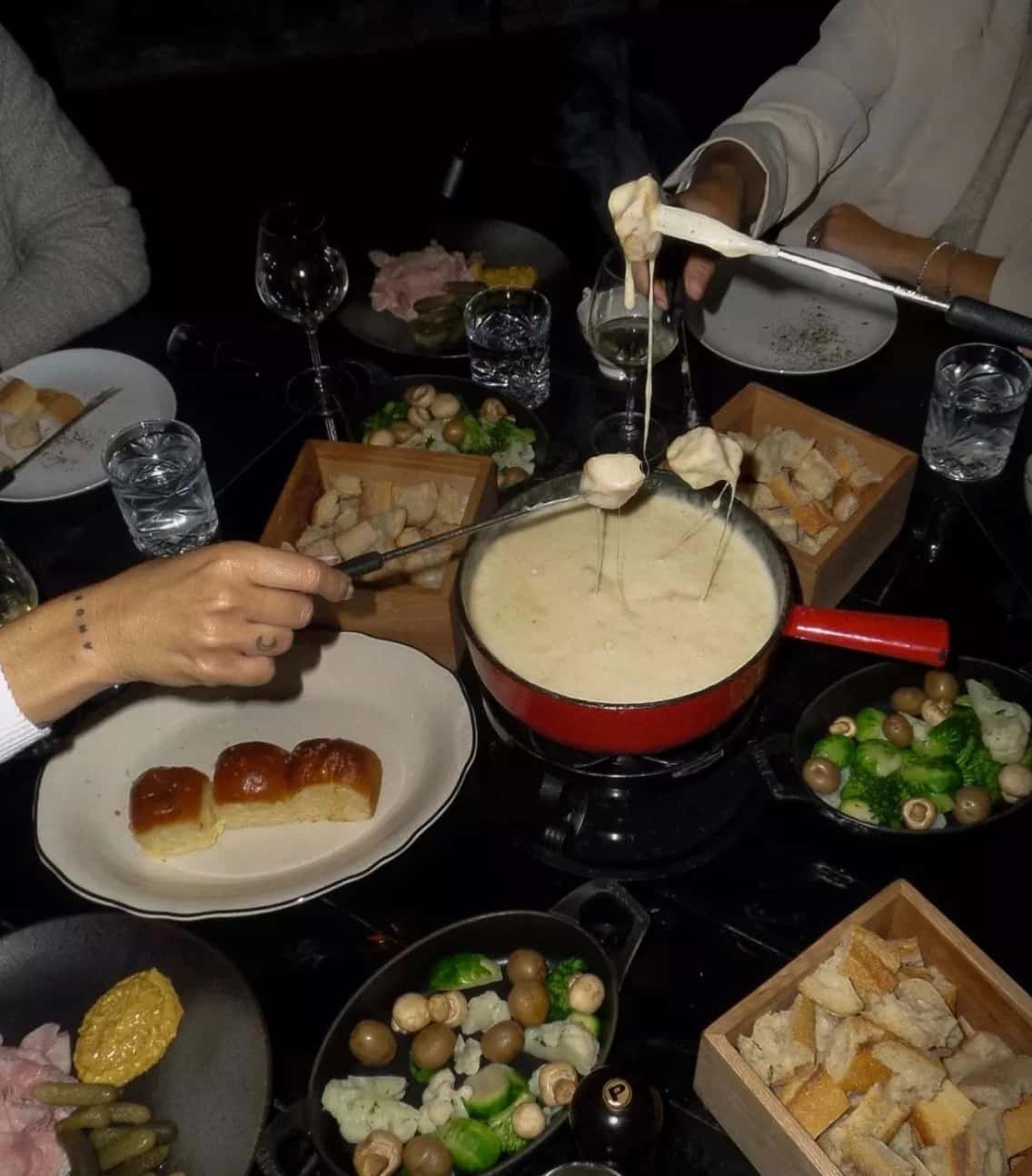 Où manger de la fondue au fromage à Montréal