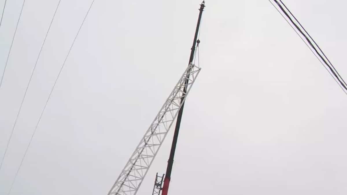 Un tour de télécommunications en aluminium conçue au Québec