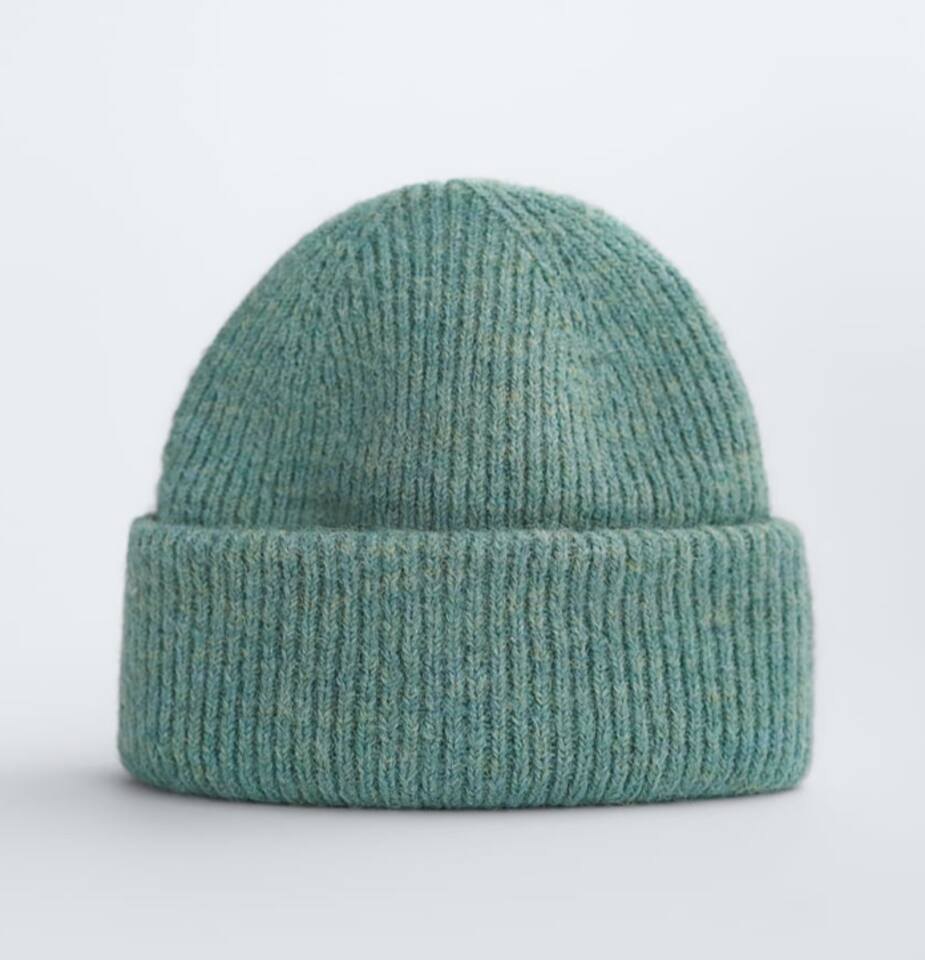 Les plus belles tuques et bandeaux pour avoir la tête au chaud cet ...