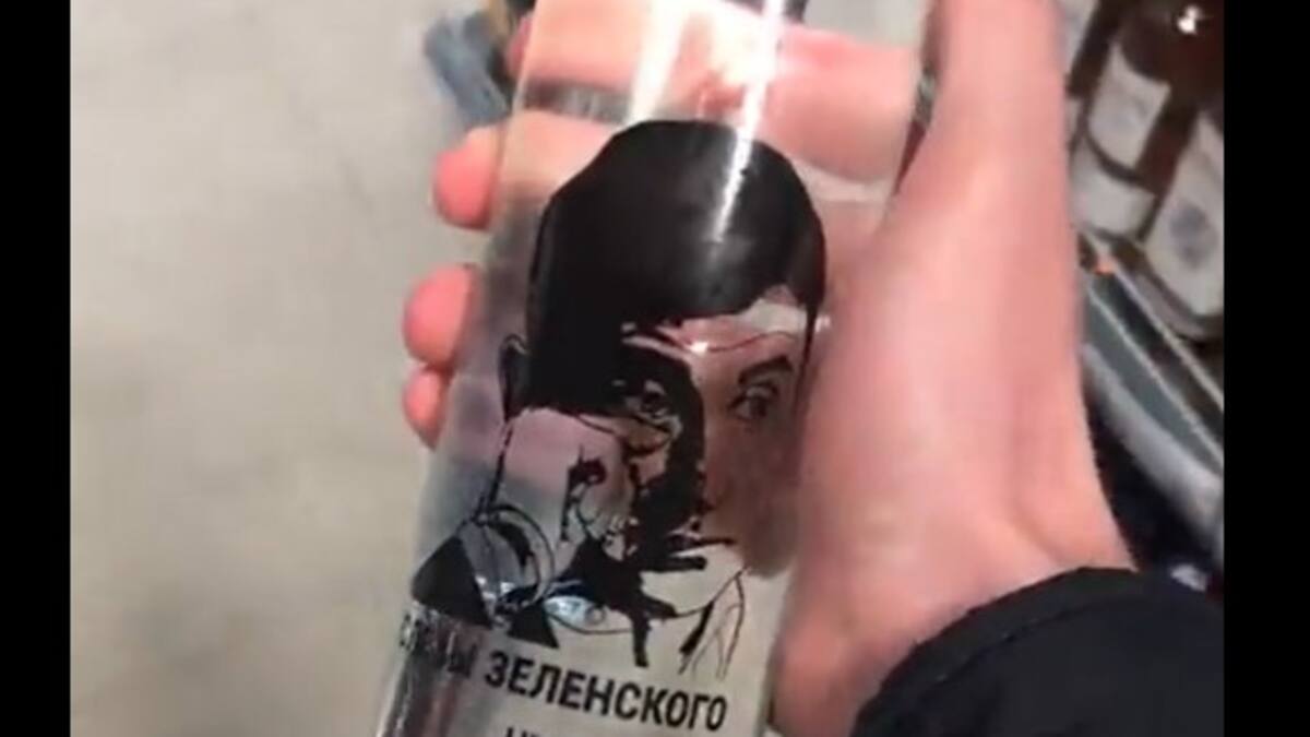 Une vodka aux «larmes de Zelensky» vendue en Russie