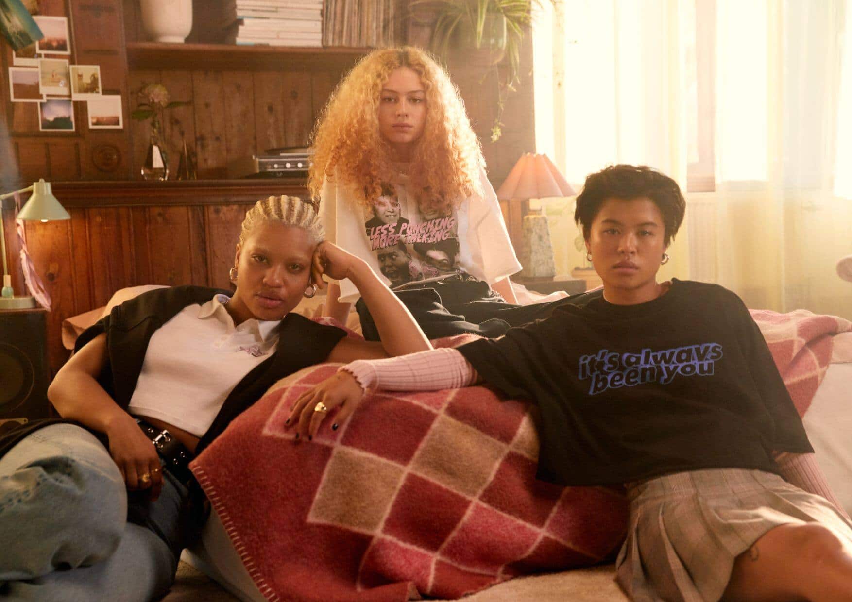 H&M sort une collection inspirée par Sex Education