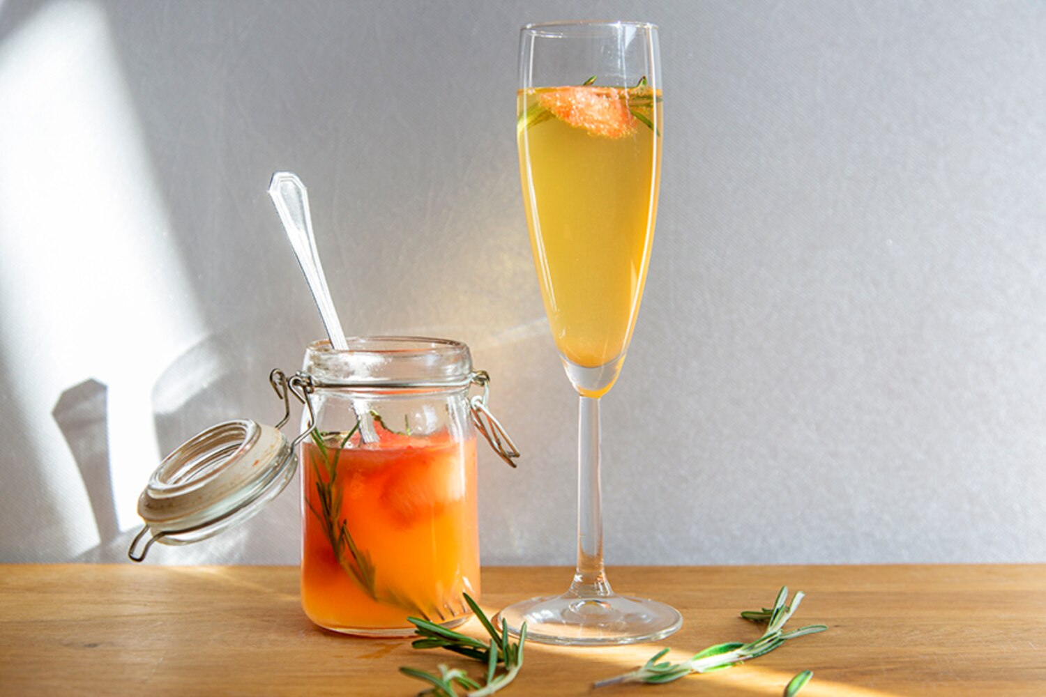 Cocktail soleil au vin mousseux | Recettes du Québec