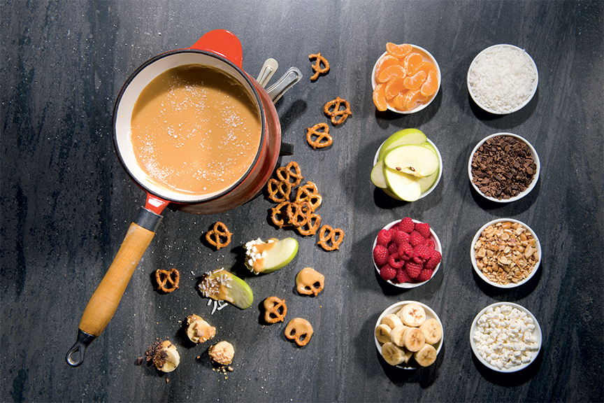 Fondue au caramel et à la fleur de sel Recettes du Québec