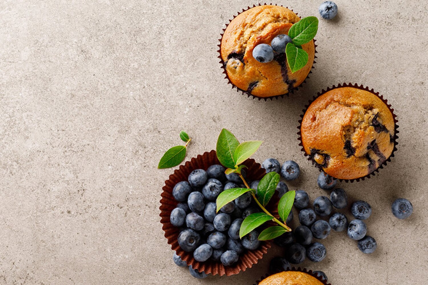Recette de muffins aux bleuets et chocolat blanc Recettes du Québec