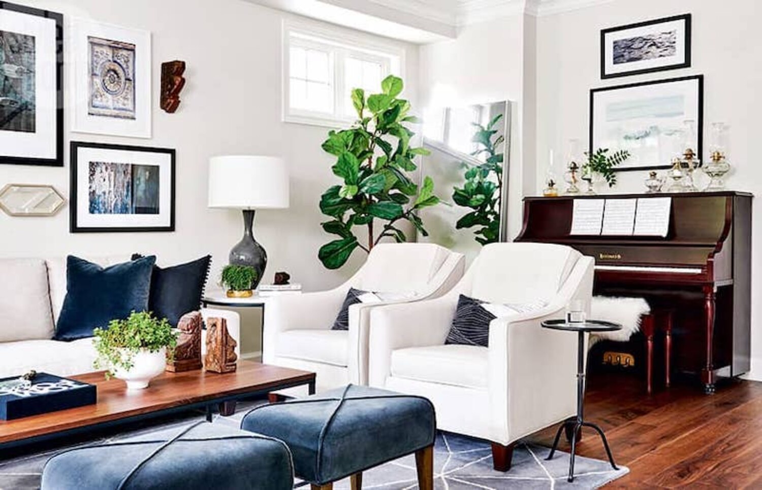 17 Timeless Living Rooms Inspired By Traditional Design | Style at Home