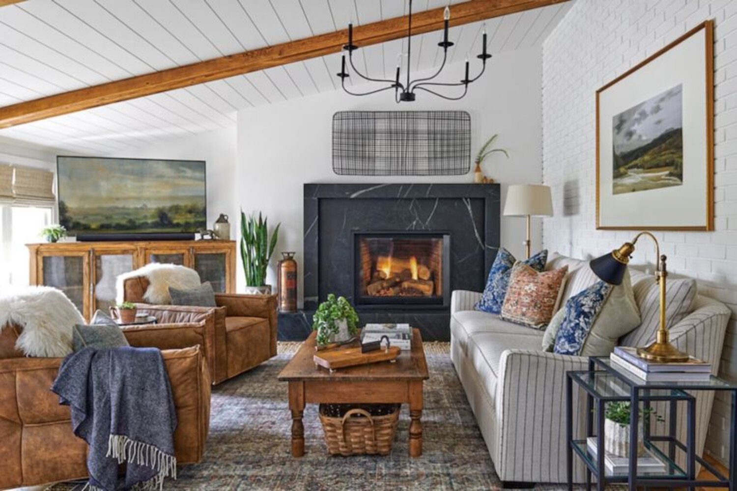 10 Stunning Fireplace Designs That Will Keep You Cozy This Winter ...