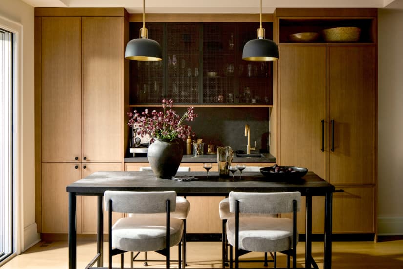 Indoor-Outdoor Flow and Entertaining Are At The Heart Of This 1920s ...