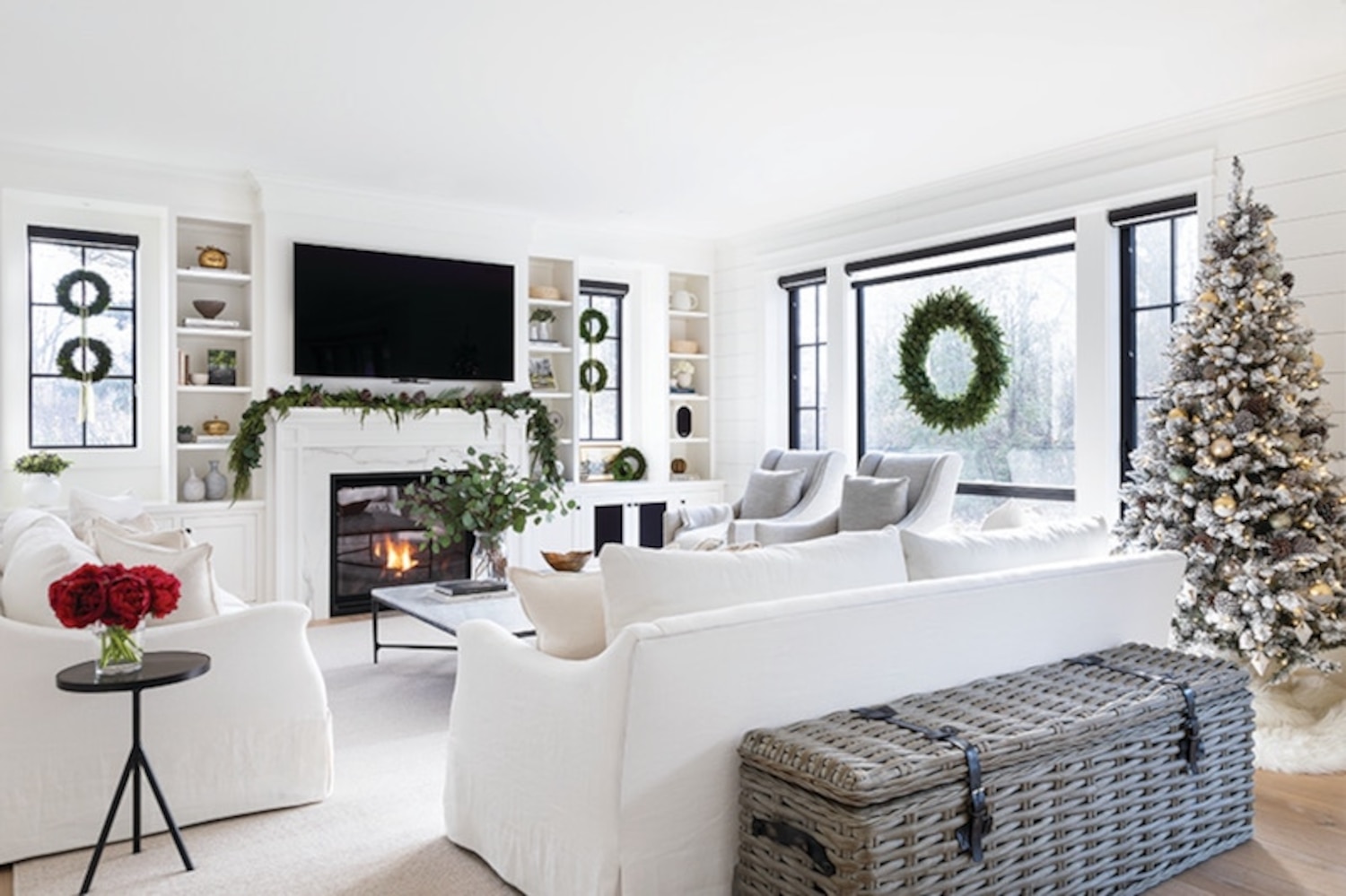 These 27 homes are decked out for the holidays | Style at Home