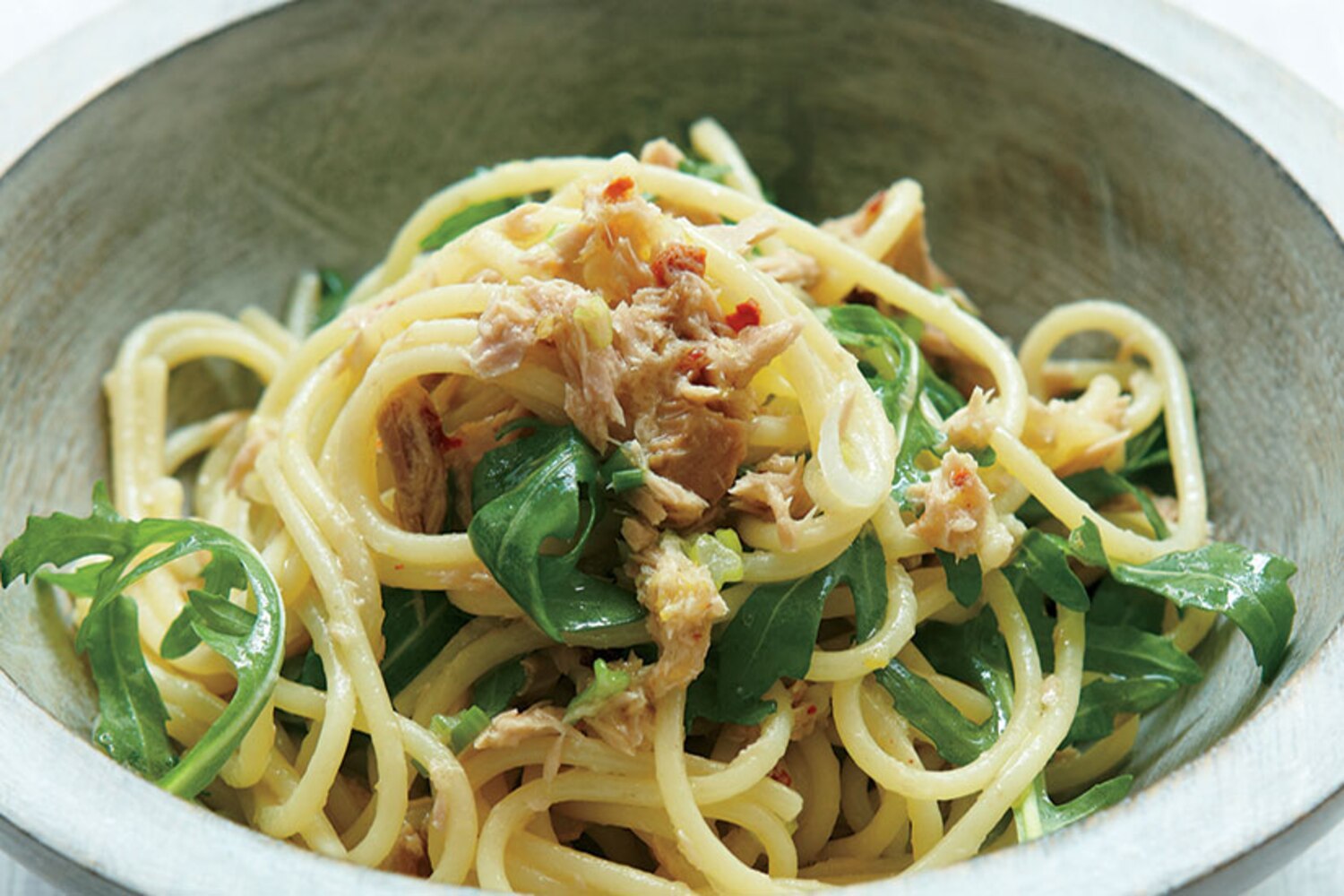 Nigella Lawson's tuna, lemon & arugula spaghetti Style at Home