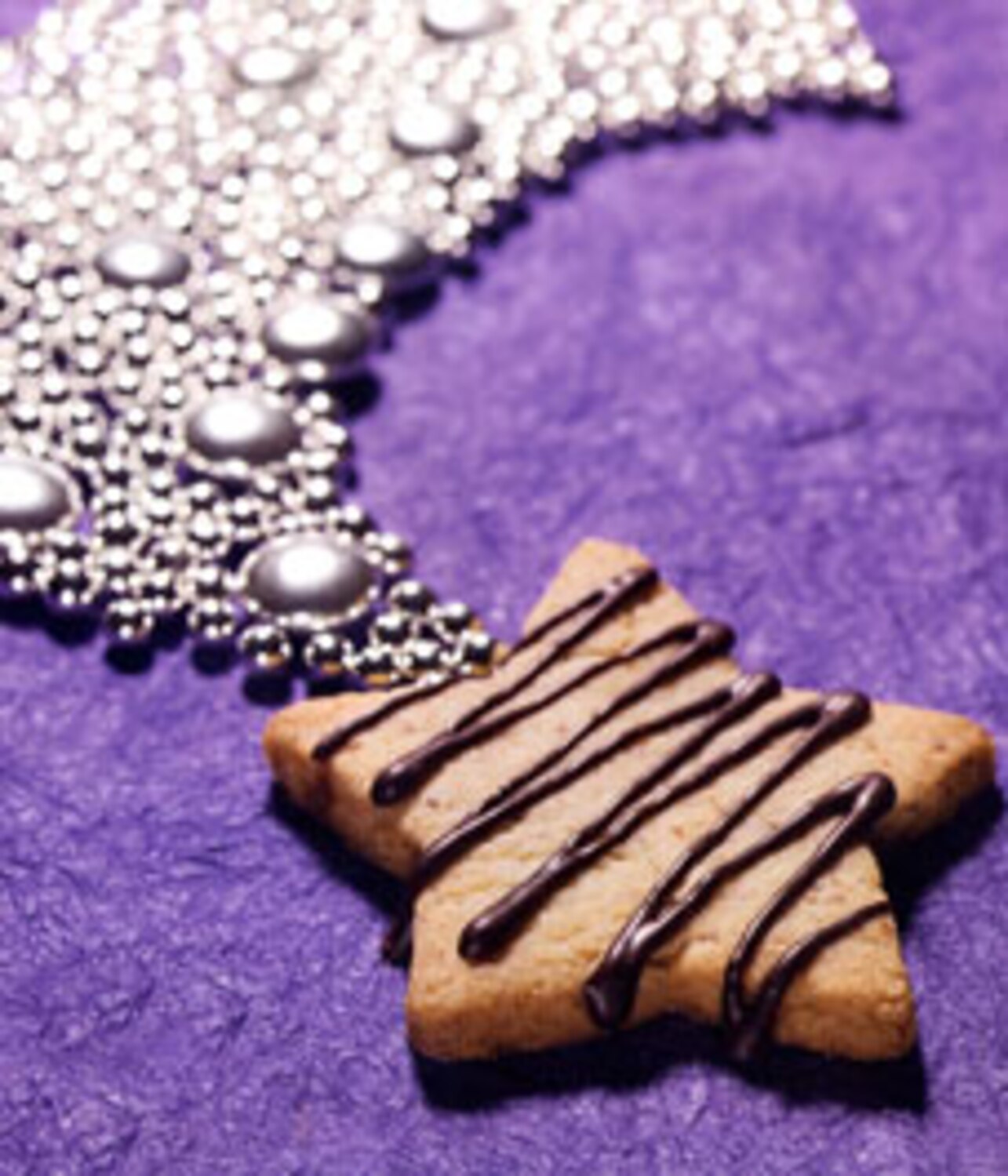 Recipe: Walnut stars | Style at Home