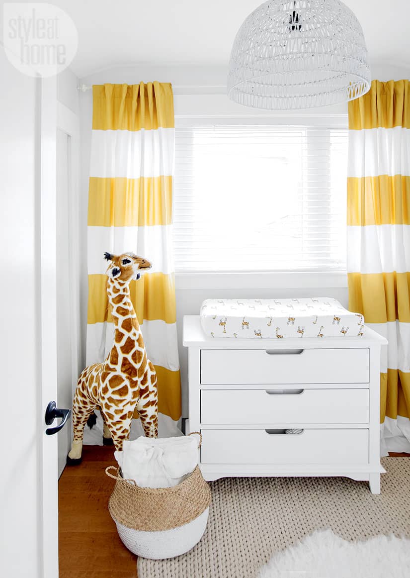 Touches of pink, leopard and gold make Jillian Harris' part-time