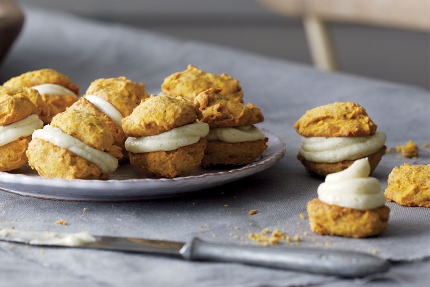 Recipe: Pumpkin and cream cheese sandwich cookies | Style at Home